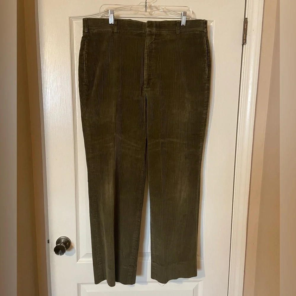 Vintage Brooks Brothers Pants Men’s 38x30 Pleated Olive Corduroy Trouser USA 70s